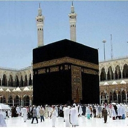 أول عشرة مساجد بنيت على الأرض