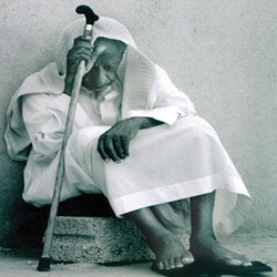 مشاكل الاتصال بكبار السن والتغلب عليها